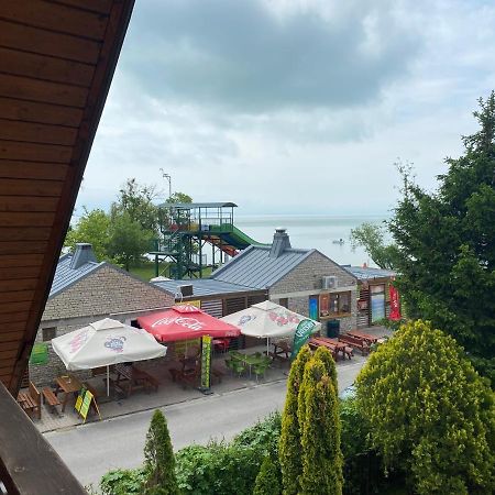 Sunset Beach Apartman Balatonfůzfő Zewnętrze zdjęcie